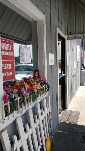 Thrift Store «Sutter Buttes Canine Rescue Thrift Shop», reviews and photos, 855 Gray Ave, Yuba City, CA 95991, USA