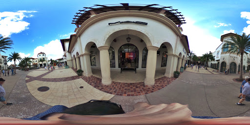 Cosmetics Store «MAC Cosmetics», reviews and photos, 1530 Buena Vista Dr #1b, Lake Buena Vista, FL 32830, USA