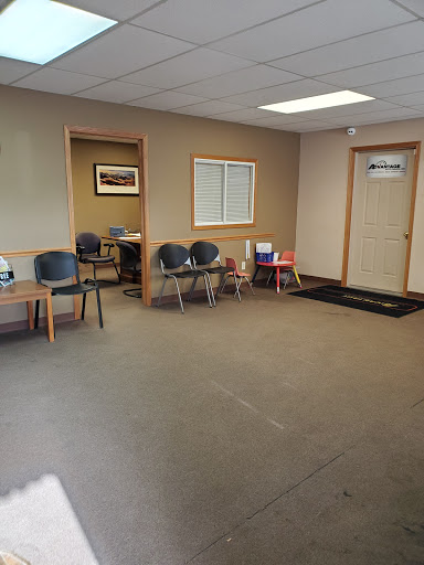 Used Car Dealer «Advantage Auto Sales Inc», reviews and photos, 1525 W Market St, Bloomington, IL 61701, USA