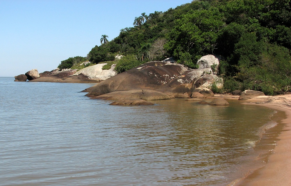 Fotografija Praia do Tigre z prostorna obala