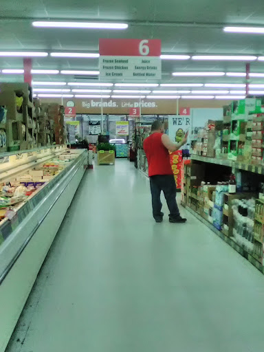 Grocery Store «Grocery Outlet Bargain Market», reviews and photos, 4157 NW U.S. 101 #101, Lincoln City, OR 97367, USA