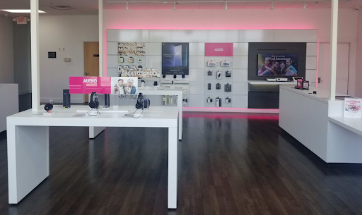 Cell Phone Store «T-Mobile», reviews and photos, 11008 61st St NE, Albertville, MN 55301, USA
