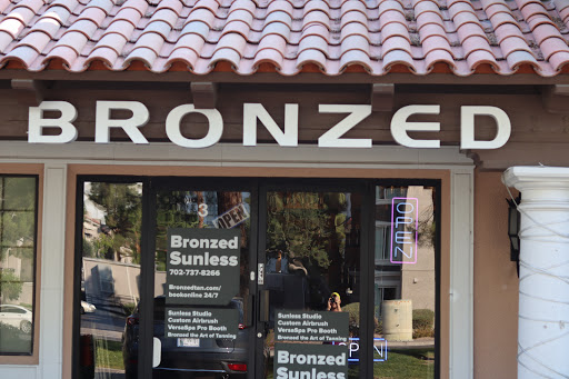 Bronzed - The Art of Tanning