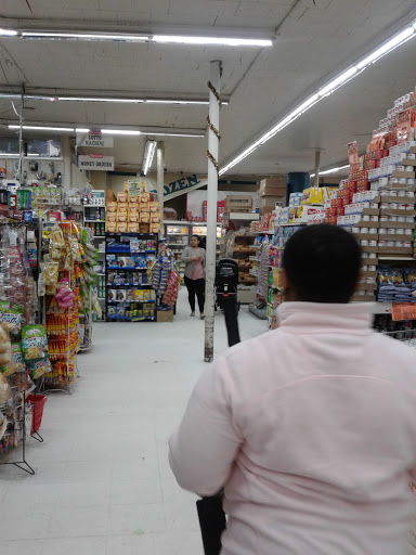 Grocery Store «C-Town Supermarkets», reviews and photos, 16-26 N Day St, City of Orange, NJ 07050, USA