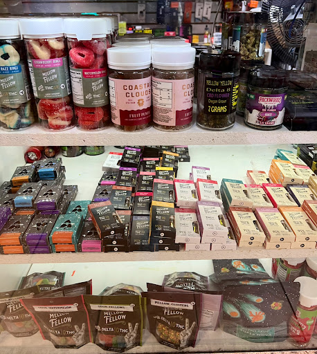 Tobacco Shop «Brice Park Smoke Shop & Carryout», reviews and photos, 6351 Tussing Rd, Reynoldsburg, OH 43068, USA