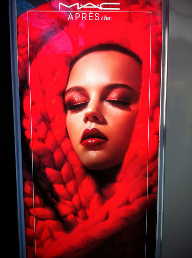 Cosmetics Store «MAC Cosmetics», reviews and photos, 910 W Armitage Ave, Chicago, IL 60614, USA