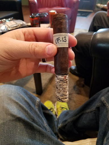 Cigar Shop «Up In Smoke Fine Cigars», reviews and photos, 91 Berlin Rd, Cromwell, CT 06416, USA