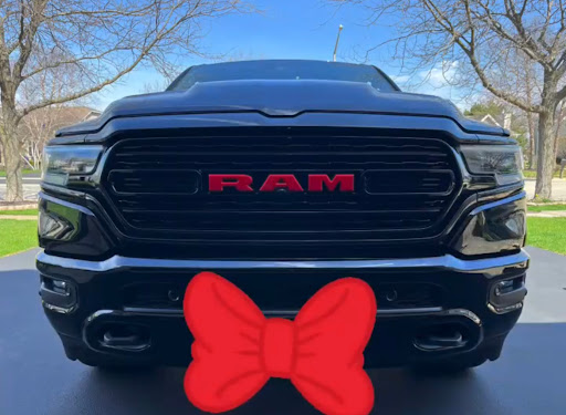 Car Dealer «Liberty Chrysler Dodge Jeep Ram», reviews and photos, 1000 E Park Ave, Libertyville, IL 60048, USA