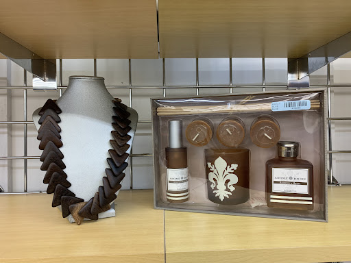 Thrift Store «Goodwill», reviews and photos, 120 E Walnut St # 16, Lock Haven, PA 17745, USA