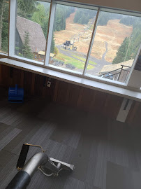 Fresh Carpet Cleaning & Floor Care of Gresham - Photo 4 - Car repair in , Gresham