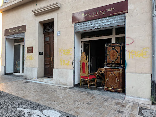 Royal Art Meubles à Marseille