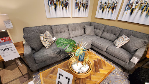 Furniture Store «Ashley HomeStore», reviews and photos, 905 Perimeter Dr, Schaumburg, IL 60173, USA