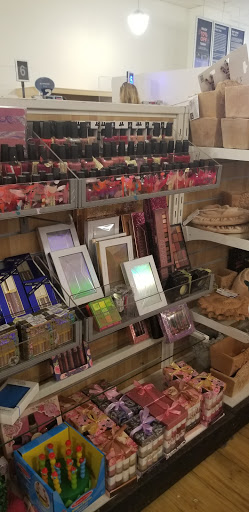 Home Goods Store «HomeGoods», reviews and photos, 10025 Biddick Ln, Huntersville, NC 28078, USA