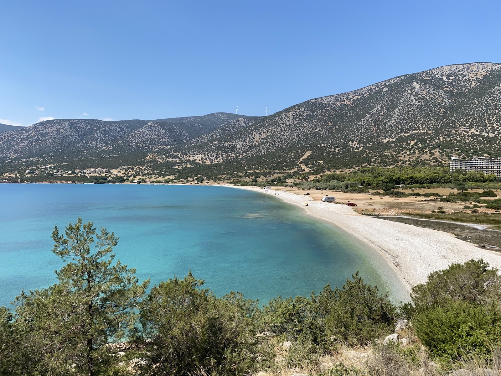 Foto di Paralia Salanti con una superficie del piccoli ciottoli beige