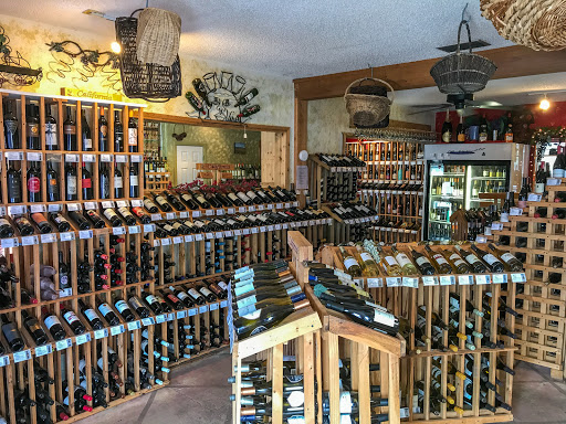 Wine Store «Wine Cellars of Mt Dora», reviews and photos, 2385 W Old US Hwy 441, Mt Dora, FL 32757, USA