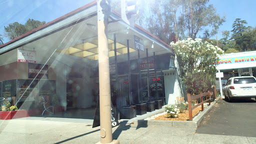Tattoo Shop «Lucky Drive Tattoo Parlour», reviews and photos, 2228 4th St, San Rafael, CA 94901, USA