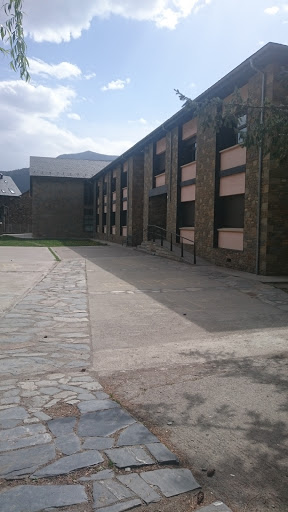 Escola La Closa, Institución educativa pública en Esterri d'Àneu,Lleida