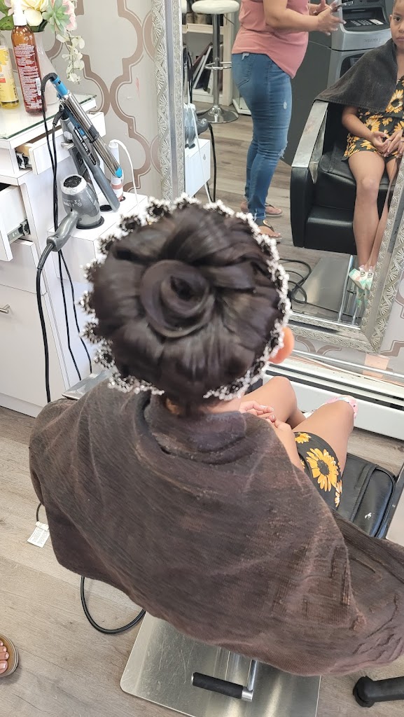 D'Yulinailsbeautysalon 07502