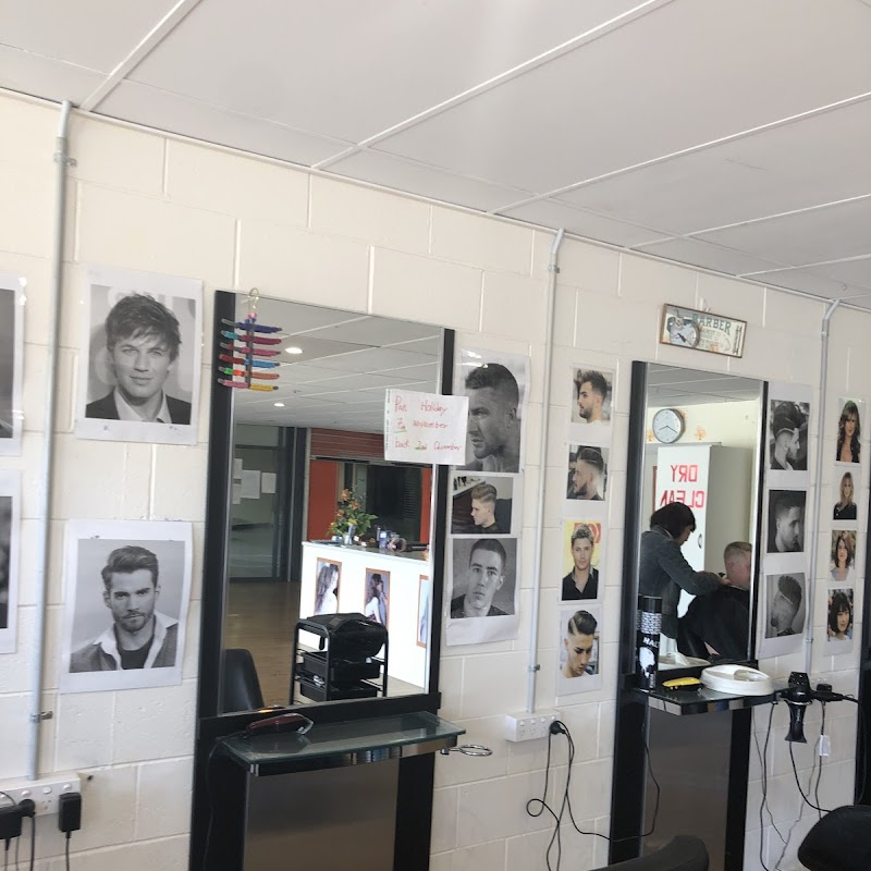 Enfield Ladies and Mens Hairdresser