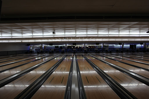 Bowling Alley «Holly Lanes», reviews and photos, 2430 Grange Hall Rd, Fenton, MI 48430, USA