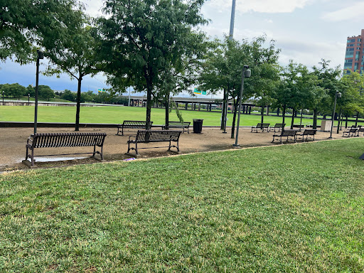 Park «Louisville Waterfront Park (Great Lawn, Harbor Lawn, Festival Plaza)», reviews and photos, 231 Witherspoon St, Louisville, KY 40202, USA
