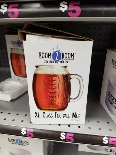 Variety Store «Five Below», reviews and photos, 1730 W Fullerton Ave #17, Chicago, IL 60614, USA