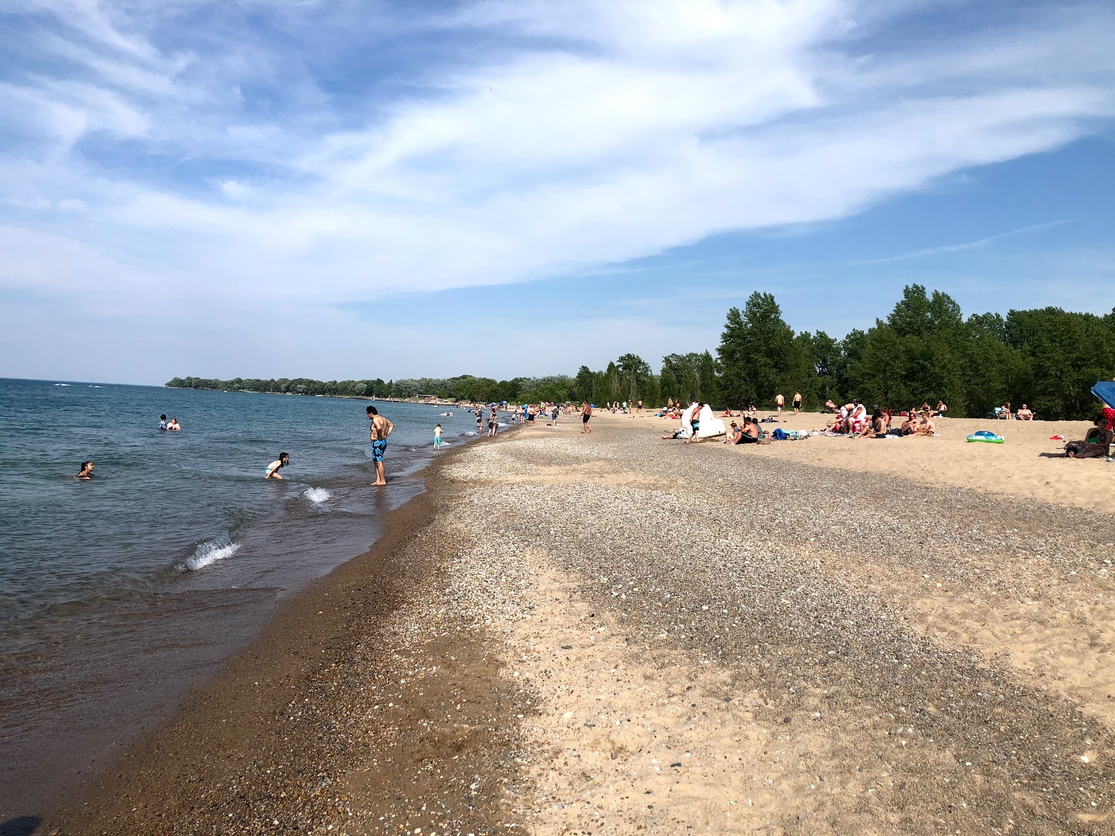 Canatara Beach'in fotoğrafı düz ve uzun ile birlikte