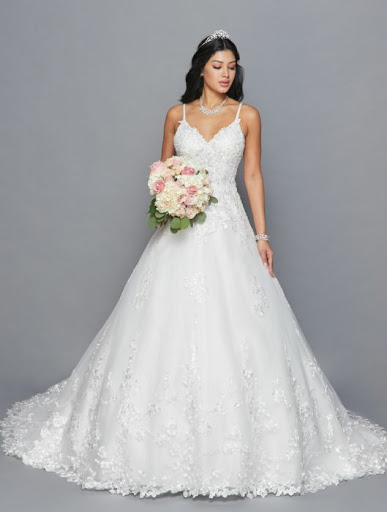 Bridal Shop «Lady Secrets - Quinceañera, Bridal, and Prom Dresses», reviews and photos, 19240 SE Stark St, Portland, OR 97233, USA