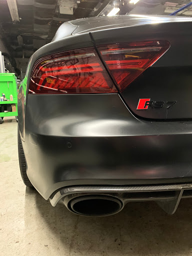 Auto Repair Shop «Horse Stable Automotive, Inc.», reviews and photos, 101 Kelly St, Elk Grove Village, IL 60007, USA