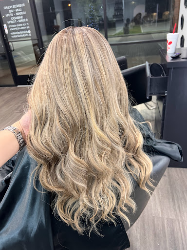 Hair Salon «Chicks Hair Salon», reviews and photos, 12665 Veterans Memorial Dr, Houston, TX 77014, USA