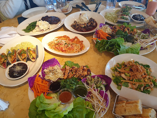 Restaurant «The Cheesecake Factory», reviews and photos, 148 Crocker Park Blvd, Westlake, OH 44145, USA