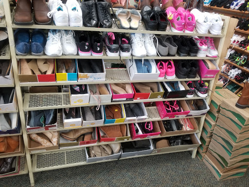 Shoe Store «K & T Shoes», reviews and photos, 485 Pickwick St S, Savannah, TN 38372, USA