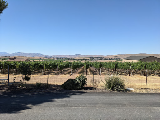 Winery «3 Steves Winery», reviews and photos, 5700 Greenville Rd, Livermore, CA 94550, USA