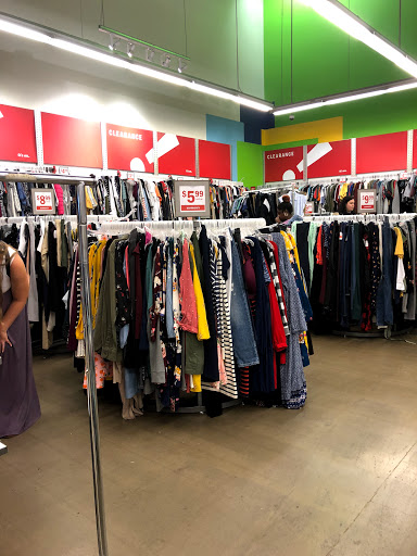 Clothing Store «Old Navy», reviews and photos, 2100 S University Dr, Davie, FL 33324, USA