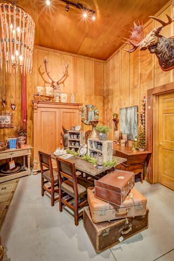 Antique Store «Ski Country Antiques & Home», reviews and photos, 114 Homestead Rd, Evergreen, CO 80439, USA