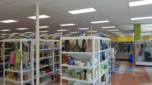 Thrift Store «Goodwill - Hopkins», reviews and photos, 1025 Hill St, Hopkins, MN 55343, USA