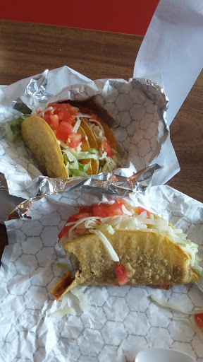 Restaurant «Celina Wine Store», reviews and photos, 716 W Logan St, Celina, OH 45822, USA