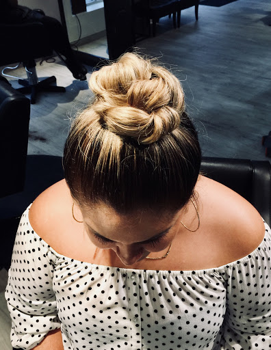 Hair Salon «Salon Sonik Hair Salon Pasadena», reviews and photos, 325 Cordova St #160, Pasadena, CA 91101, USA