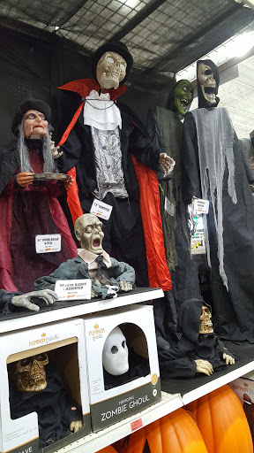 Home Improvement Store «Menards», reviews and photos, 4501 W North Ave, Chicago, IL 60639, USA