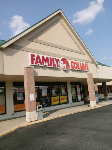 Dollar Store «FAMILY DOLLAR», reviews and photos, 25640 W 8 Mile Rd, Southfield, MI 48033, USA