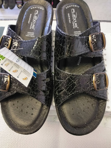 Shopping Mall «New London Plaza Shopping Center», reviews and photos, 2296 Henry Clower Blvd SW, Snellville, GA 30078, USA