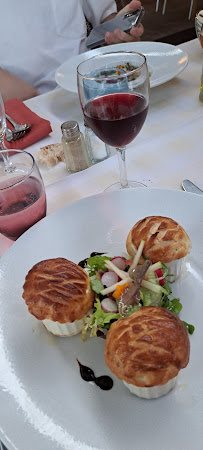 Pâte feuilletée du Restaurant français Restaurant La Charrette Bleue à Condorcet - n°6