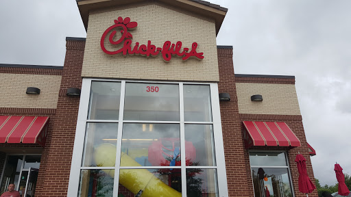 Fast Food Restaurant «Chick-fil-A», reviews and photos, 350 E Stacy Rd, Allen, TX 75013, USA