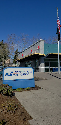 Shopping Mall «Eastport Plaza Shopping Center», reviews and photos, 4000 SE 82nd Ave, Portland, OR 97266, USA