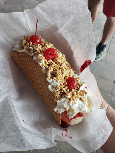 Ice Cream Shop «Milkhouse Ice Cream and Coffee Cafe», reviews and photos, 4189 Keewahdin Rd, Fort Gratiot Twp, MI 48059, USA