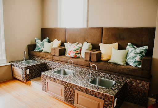 Hair Salon «New York New York Hair Salon and Day Spa», reviews and photos, 1201 N Market St, Frederick, MD 21701, USA