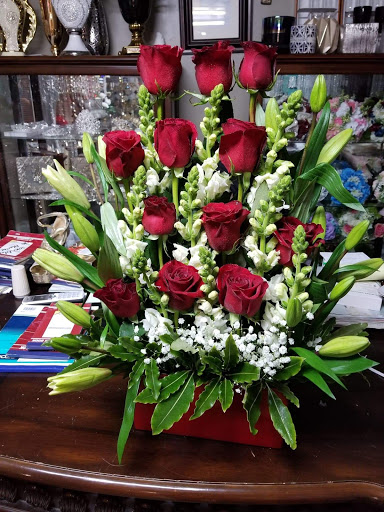 Florist «Floreria La Orquidea», reviews and photos, 510 S 1st St, Yakima, WA 98901, USA