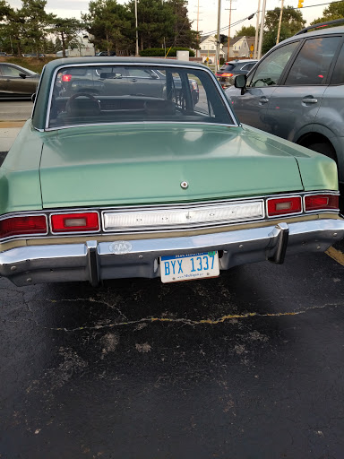 Bowling Alley «Bowlero Lanes & Lounge», reviews and photos, 4209 Coolidge Hwy, Royal Oak, MI 48073, USA