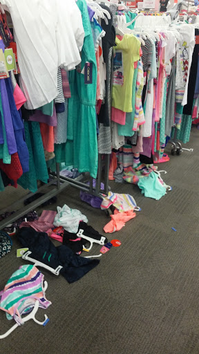 Department Store «Target», reviews and photos, 200 W Orangethorpe Ave, Fullerton, CA 92832, USA