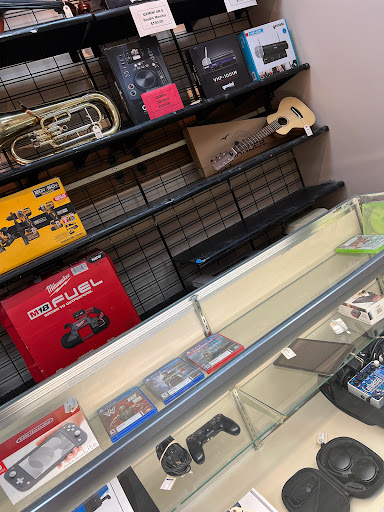 Pawn Shop «Suffolk Jewelers & Pawnbrokers», reviews and photos, 1888 Washington St, Boston, MA 02118, USA